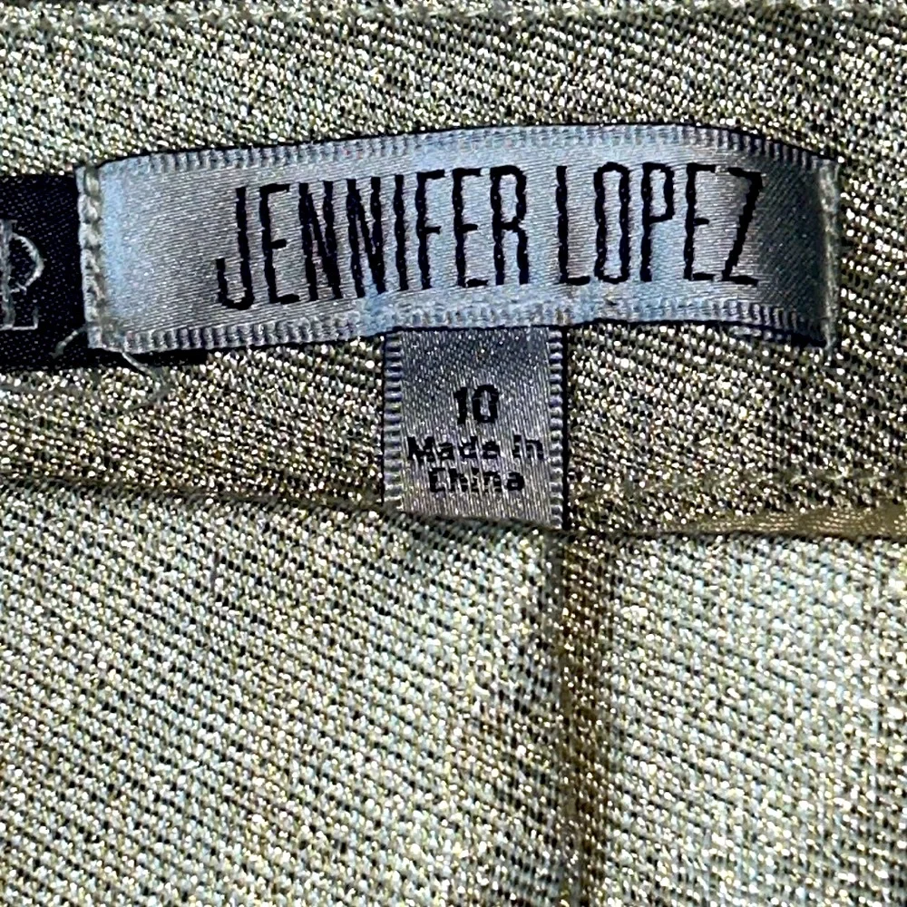 Jennifer Lopez Women's Shorts 10 Gold NWOT Metallic Glitter Glam Sparkle Barbie